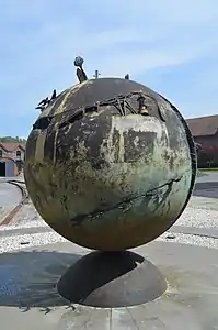 « Où la lampe passe, le mineur doit passer ! » œuvre d'Antonio Nocera.