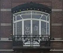 Avenue de Philippeville, 90 à Marcinelle. Fenêtre du premier étage.