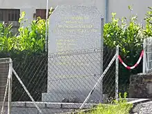 Stèle aux déportés et à J. Breton