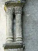 Colonnes doubles et chapiteaux de l'abside