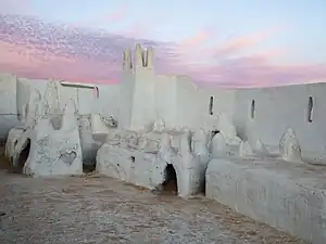 Mausolée du Cheikh Sidi Aïssa, cimetière de Melika.