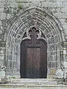 Le portail de l'église.