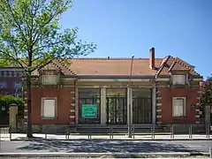 Entrée de l’ancienne caserne Barbot.