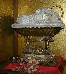 Statue de cire de Marie Enfant, XIXe siècle, nef gauche.