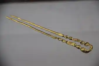 Dynastie Ming, en or