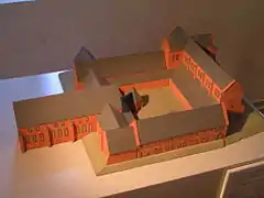 Maquette de la chapelle, des logements conventuels et de la maison des frères convers à l'époque de la construction, entre 1175 et 1230