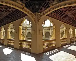 Le cloître du monastère de Saint-Jean des rois de Tolède.