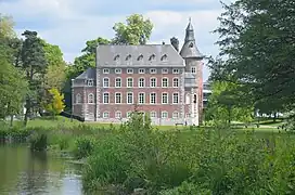 Le château de Monceau-sur-Sambre.