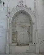 Tombe de la sœur de l'abbé de Maussang.