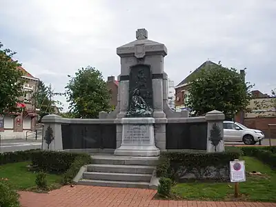 Monument aux morts de Méteren.