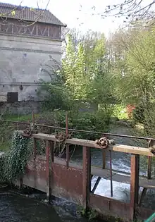 Le moulin à eau du Petit Fitz-James.