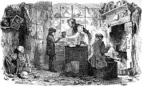 Bric-à-brac morbide ; au centre, debout derrière le comptoir, Mr Venus tend un paquet au client ; à droite, Wegg, reconnaissable à sa jambe de bois, tient une tasse fumante, assis sur une caisse devant une grande cheminée où on aperçoit une bouilloire