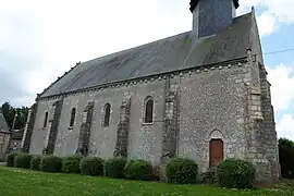 Mur nord de l'église Saint-Martin.