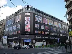 Musée de graffitis à ciel ouvert,108, avenue de Wagram (2010).