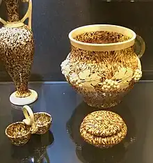 Faïence d'Apt flammée.