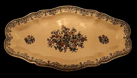 Plat oblong à poisson