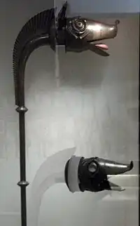 Carnyx de Deskford et reconstruction moderne, v. 80-200 apr. J.-C.