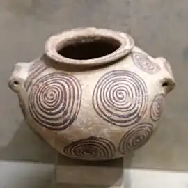 Vase à motifs géométriques. Terre cuite, Nagada II
