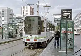 Rame 304 à Bellevue sans caisson central en 1992