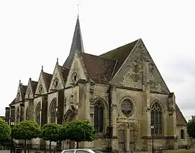 Image illustrative de l’article Église Saint-Rémi-et-Saint-Front de Neuilly-Saint-Front