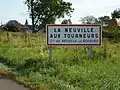 Entrée de La Neuville aux Tourneurs