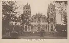 Vue de la cathédrale de Phu Cam (Hué), construite au début du XXe siècle