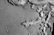 Vue rapprochée de Nirgal Vallis, par l'instrument THEMIS.