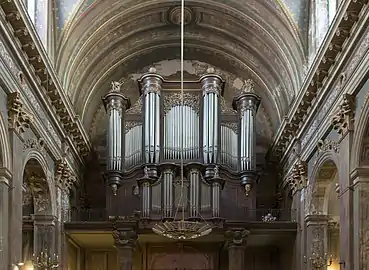 L'orgue de tribune.