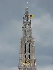 La tour nord de Notre-Dame d'Anvers est la seule qui soit actuellement achevée, mais moins haute que prévu, avec « seulement » 123 m.