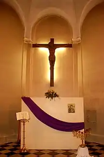 Le pan médian de l'abside.