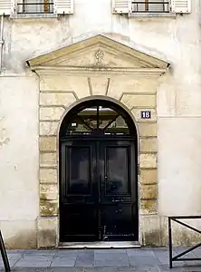 Entrée du no 18.