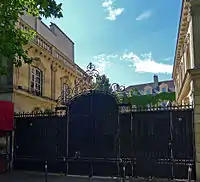 No 23 : hôtel de Sagonne.