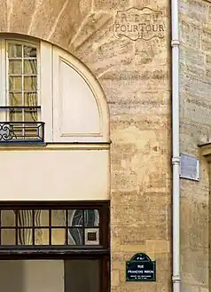 Ancien nom de la voie (rue du Pourtour).