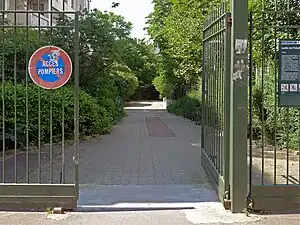 Entrée rue Vaugelas.