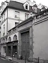 Hôtel de Sauroy au no 58.