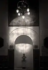 Buste de saint Vincent de Paul.