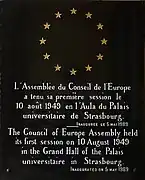 Plaque commémorant la première session de l'Assemblée du Conseil de l'Europe (10 août 1949).