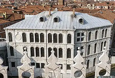 Vue de la terrasse depuis Fontego dei Tedeschi.