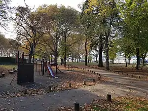 Parc reine Astrid - Liège + Différents équipements