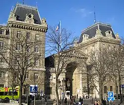 Préfecture de police.