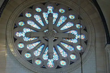 Une rosace du transept.