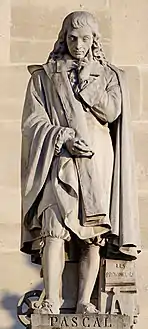 Blaise Pascal, Paris, palais du Louvre, cour Napoléon.