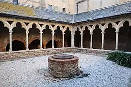 Cloître (vue sud-est)