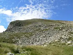 Le versant Nord du pic des Redouneilles.