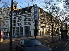 Immeuble néo-haussmannien place Auguste-Dubois.