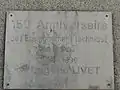 Plaque apposée au pied du buste d'Eugène Livet