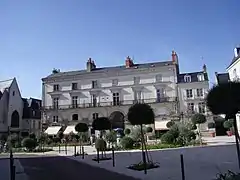 Place de Châteauneuf