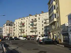 Image illustrative de l’article Place de la Gare (Courbevoie)