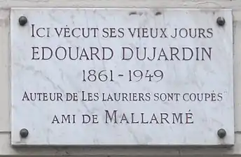Plaque au no 21.