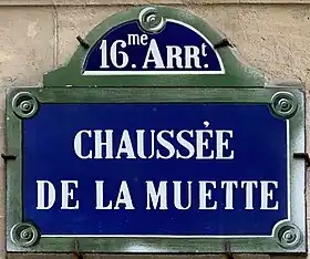 Chaussée de la Muette.